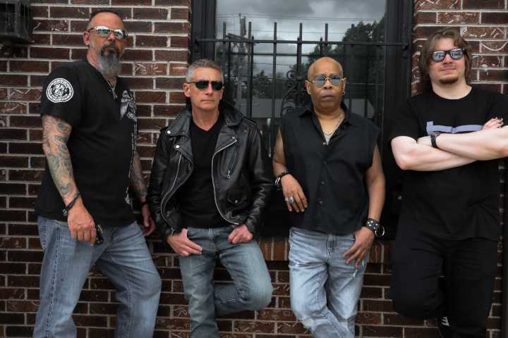 B.F. Raid's Combat Zone Earns New England And International Radio Support From WNES And Mexico's Estación Rock