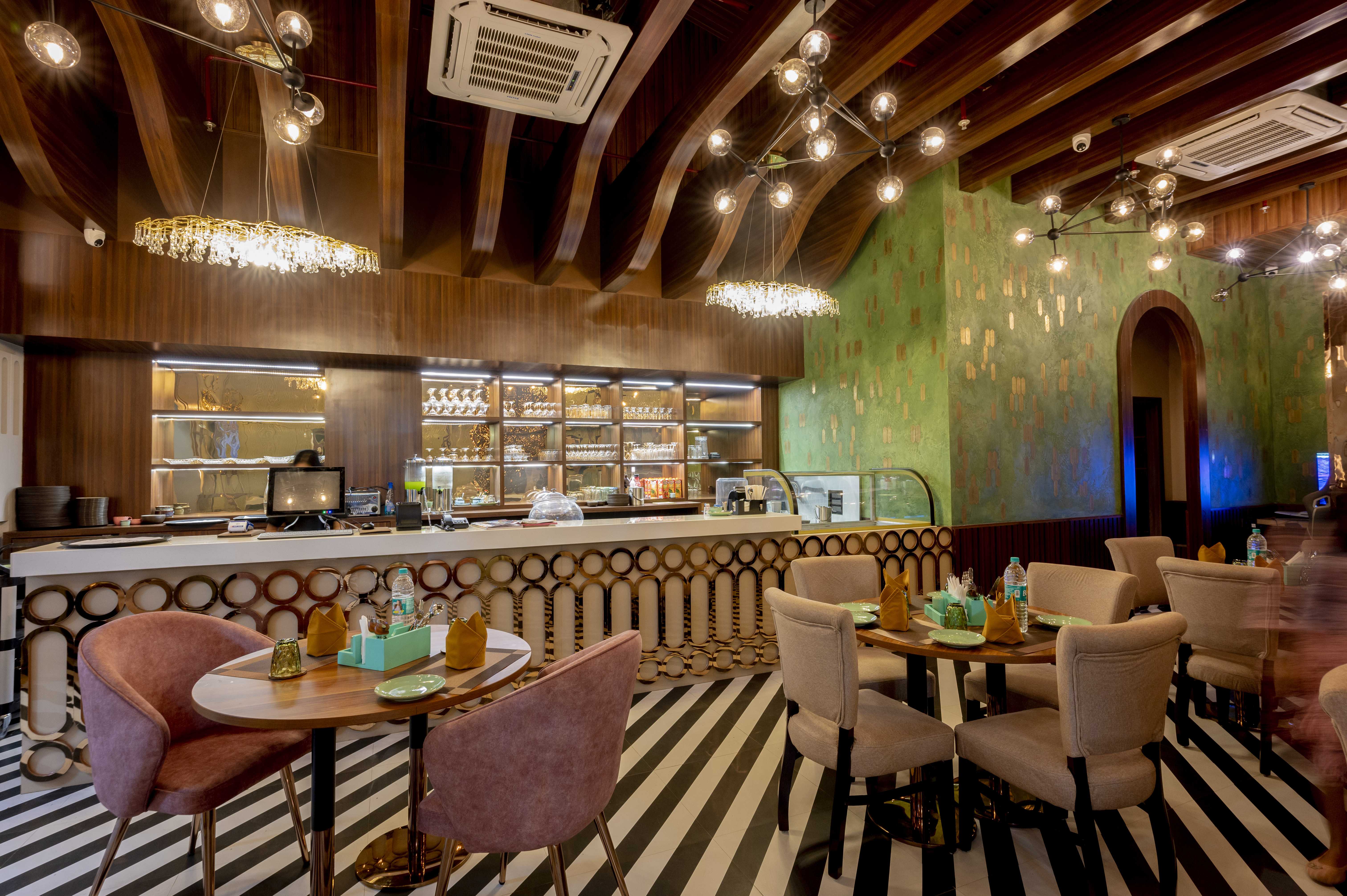 Best Cafe Restaurant In Guwahati: Check Out These Delightful Restaurants With Delicious Food And Drinks | Heavens Garden Empire