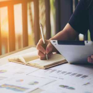 How Do Teaching Certification Exams Measure Real Classroom Readiness?