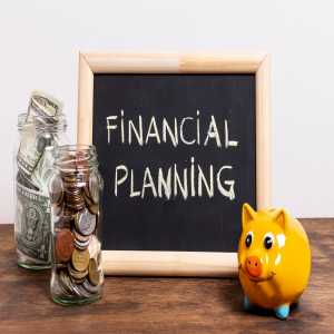 How Does The Best Financial Planner In Mumbai Help Investors In Financial Planning?